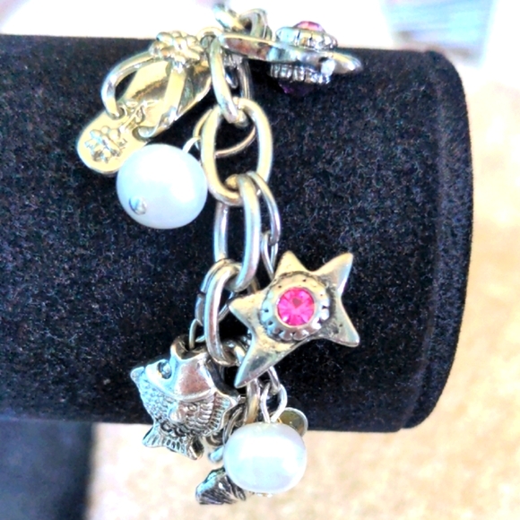 New Charm Bracelet, Adjustable Size, Crystals, Pearls,  Silver Charms, - Picture 1 of 9